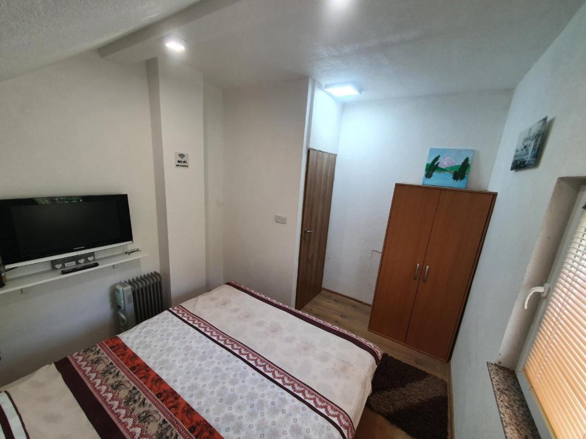 Ferienhaus House Azra *